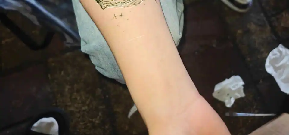 TEMPORARY TATTOOS: Street work 04